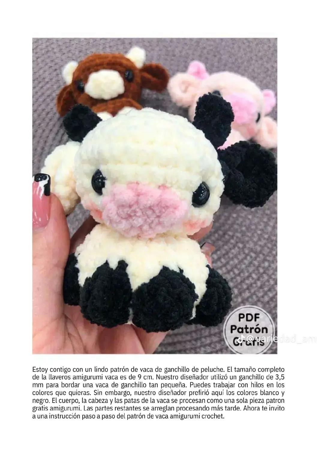 Patrón de Amigurumi: Llavero de Vaquita en Tres Colores Diferentes
