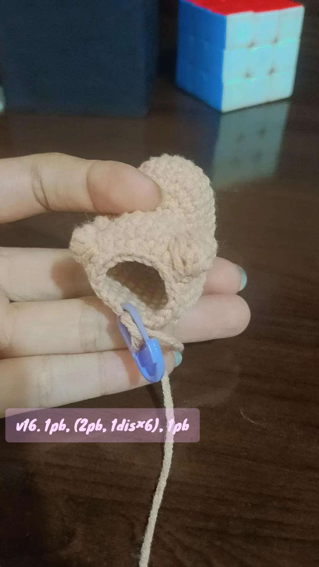 Patrón de crochet: Cómo hacer un capibara amigurumi