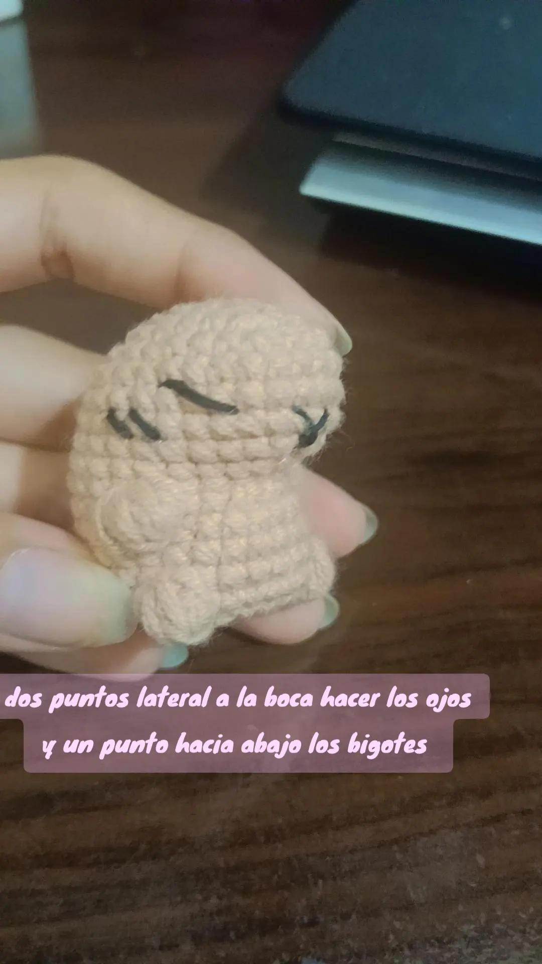 Patrón de crochet: Cómo hacer un capibara amigurumi