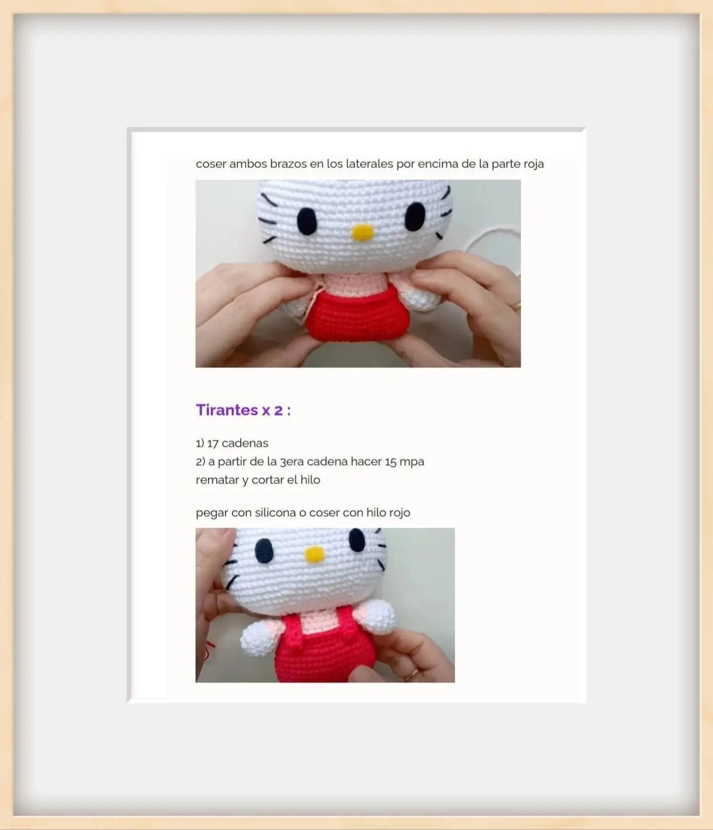 Patrón de ganchillo para crear un adorable gato con lazo rojo
