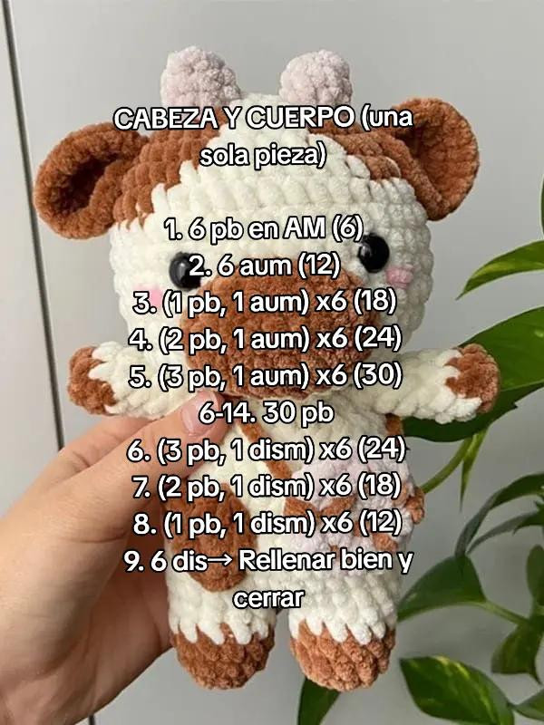 "Patrón de Vacuita Muu Muu: Muñeco de Peluche Intermedio"