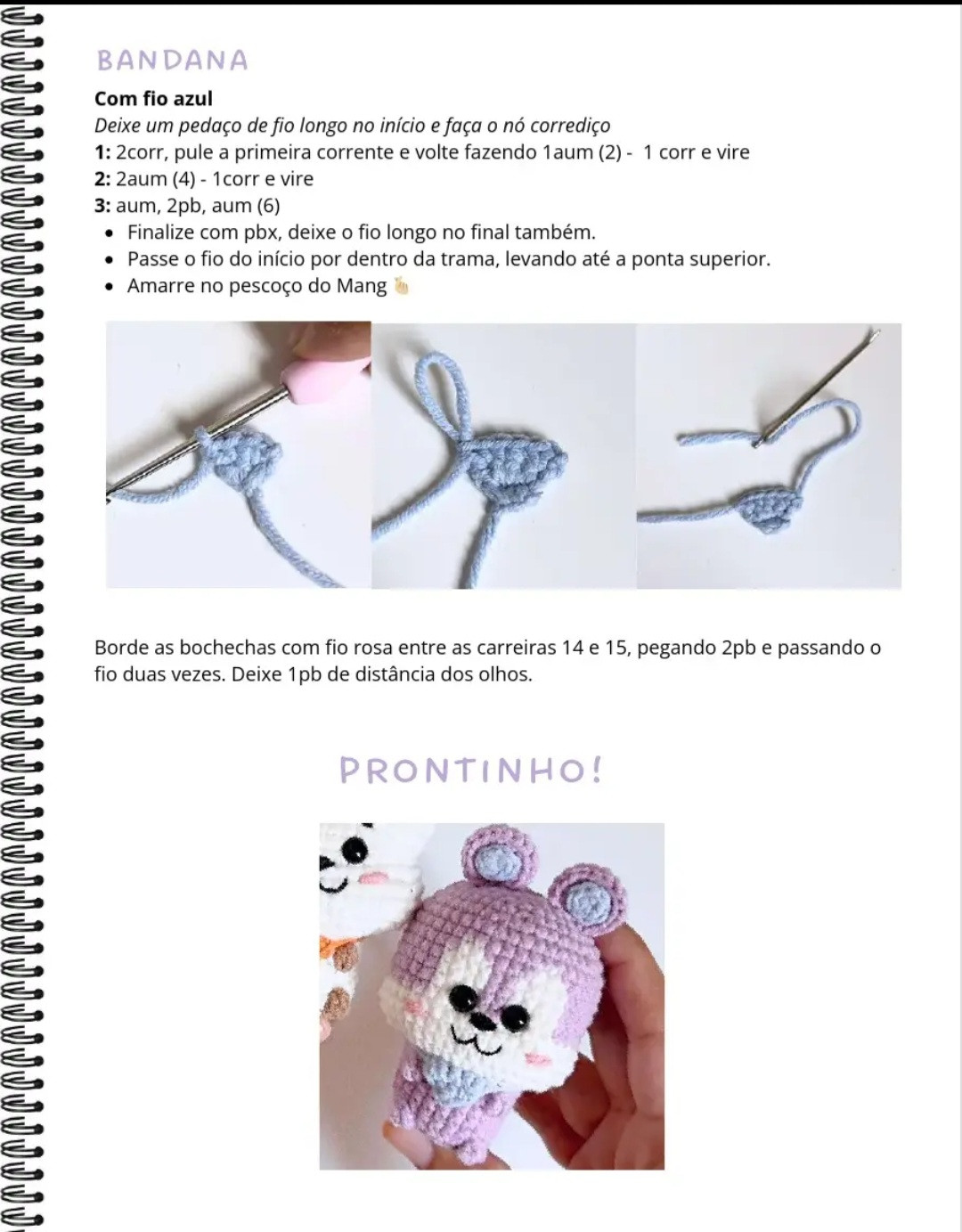 Pattern de Amigurumi de Coelhinho Roxo e Azul com Detalhes de Materiais