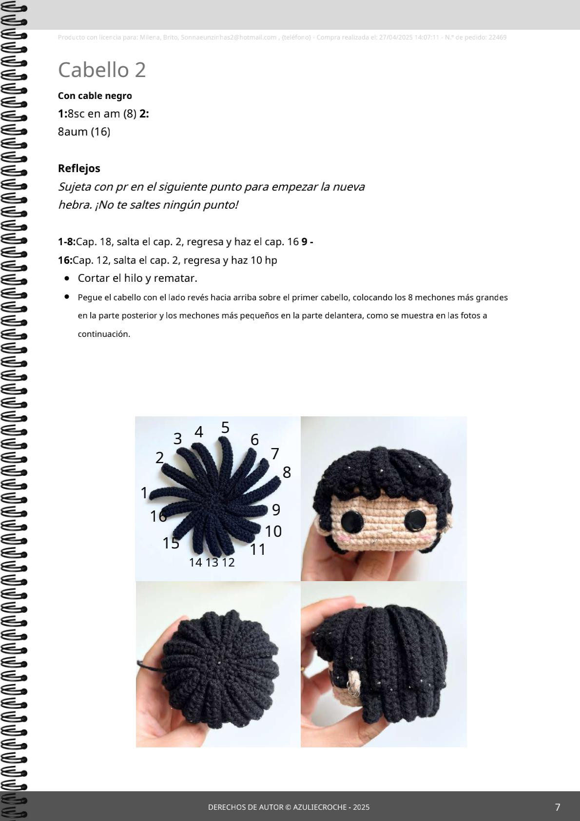 Pequeño muñeco amigurumi con flores amarillas, perfecto para regalar.