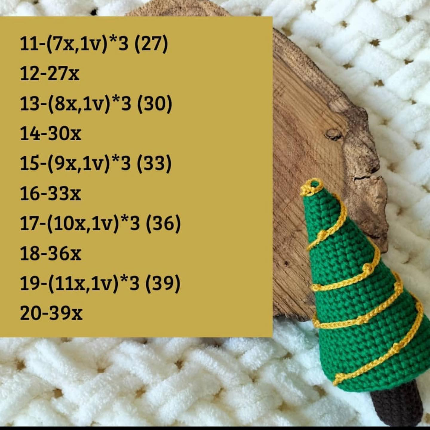 Ücretsiz Tarif: Kolay Noel Ağacı Amigurumi Deseni