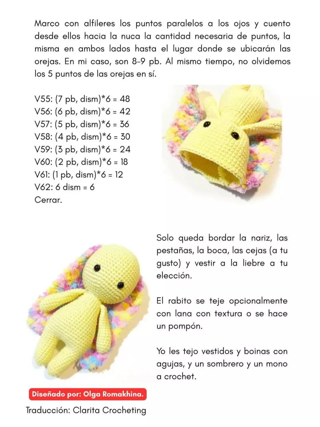 Una adorable liebre tejida con orejas esponjosas y vestimenta colorida