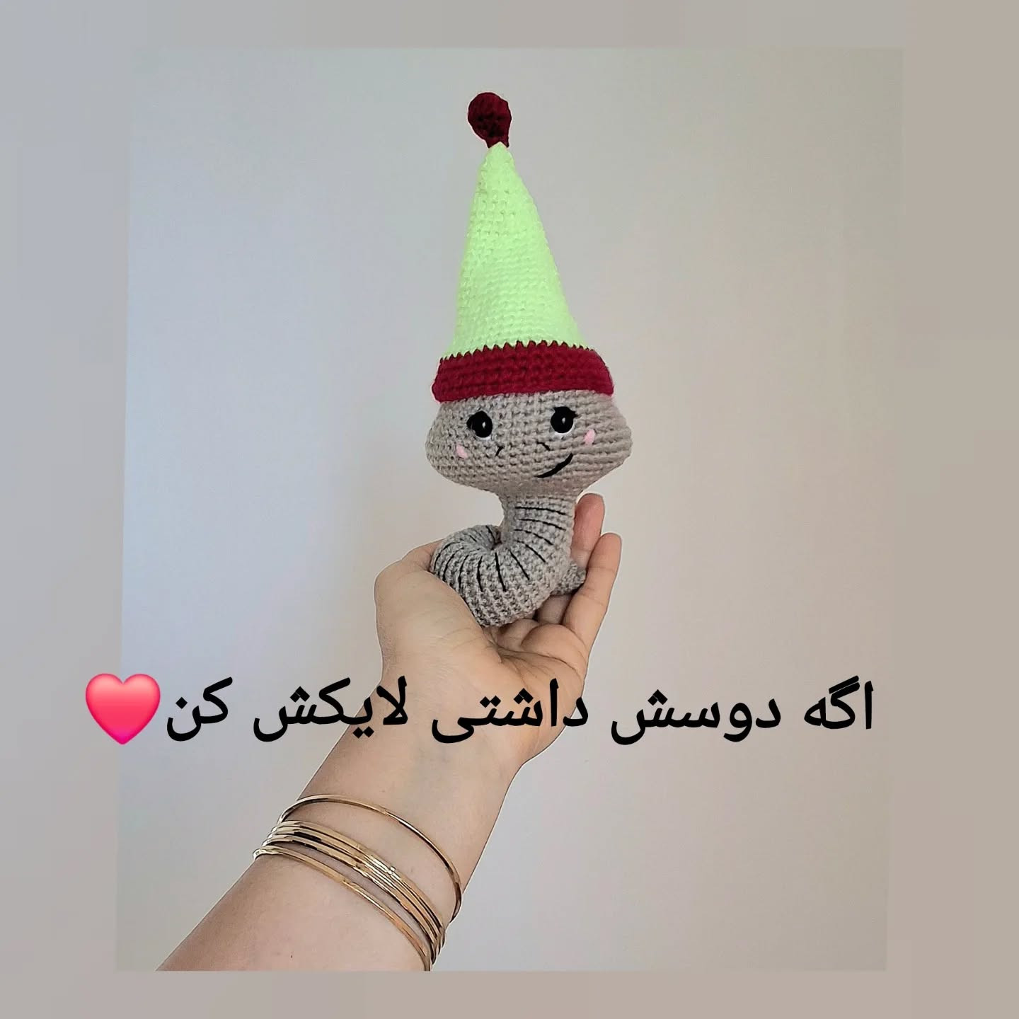 آموزش بافت عروسک با کلاه زمستانی