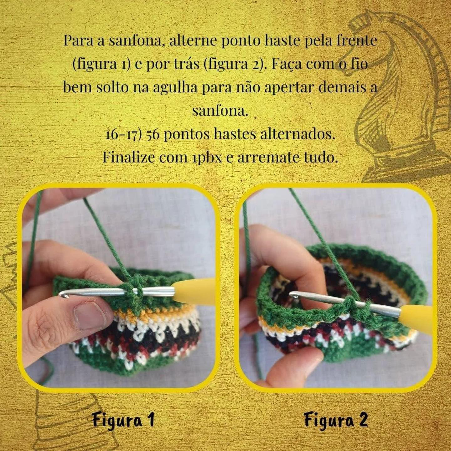 Brinquedo de crochê com chapéu colorido e letra "R" no vestido
