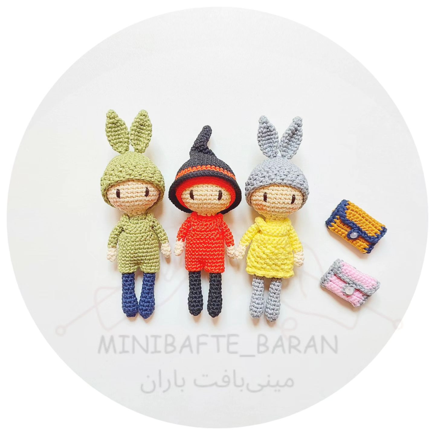 دستور بافت شخصیت عروسکی زمستانی با کلاه بافتنی