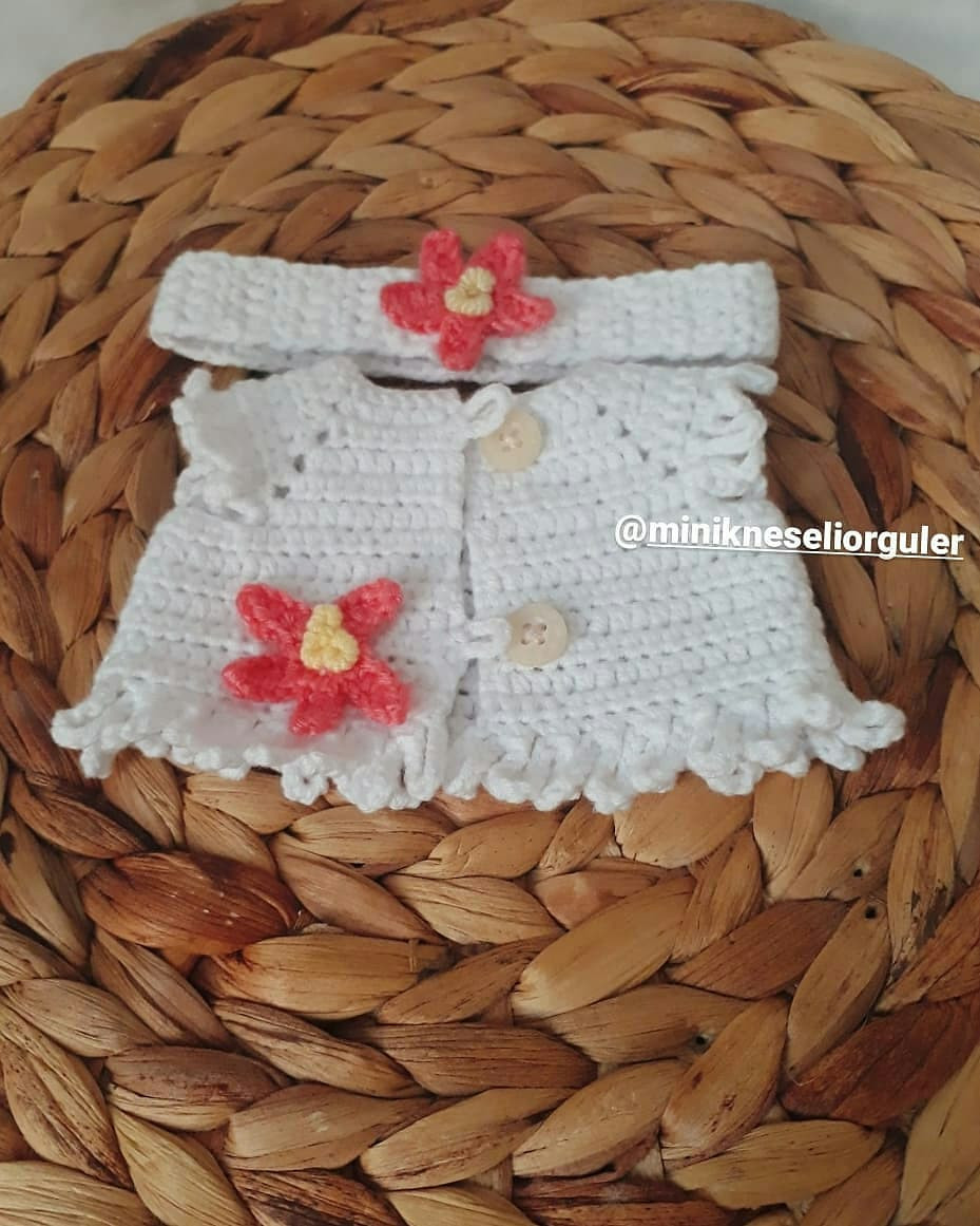 Gül Bebek Kıyafet Tarifi: Ücretsiz ve Kolay Örgü Modeli