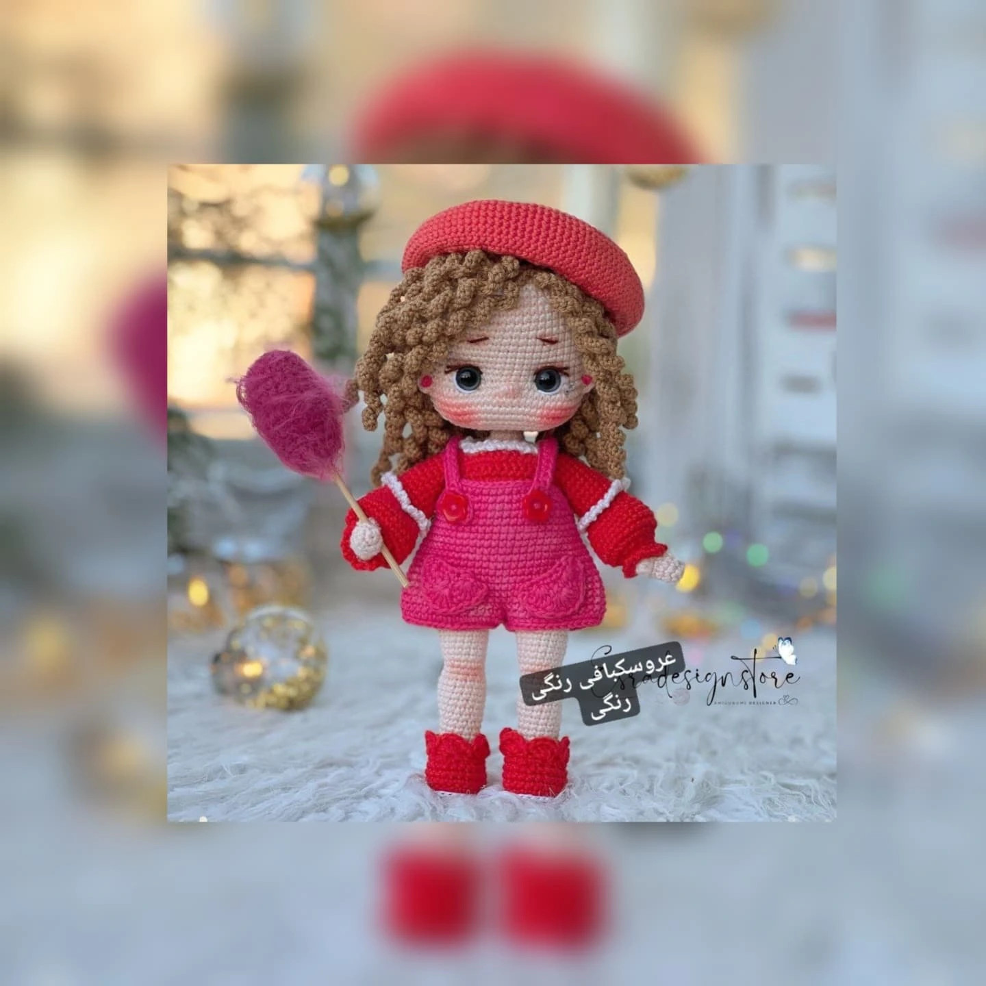متن الگوی عروسک قلاب بافی دختر کوچک با لباس صورتی