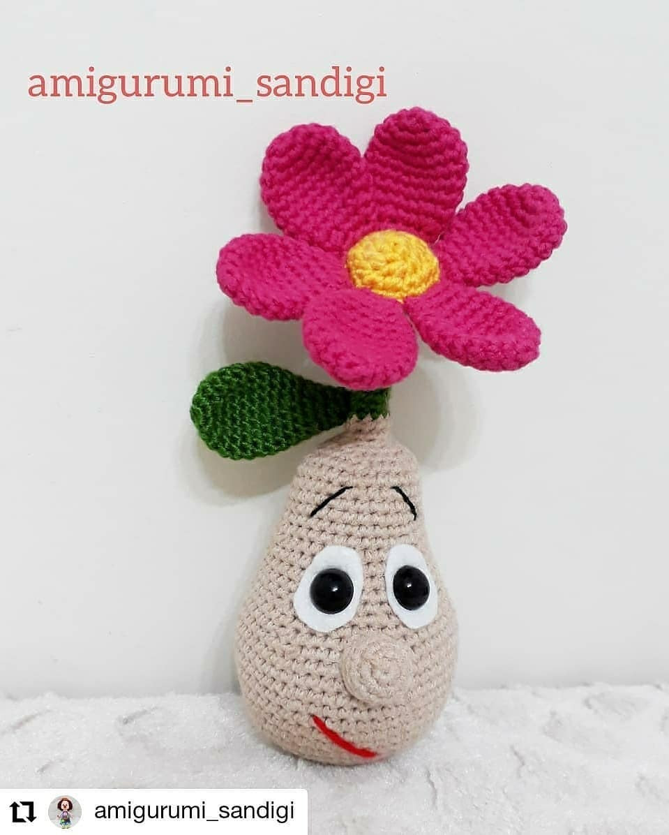 Ücretsiz Amigurumi Çiçek Adam Tarifi – Kolay ve Eğlenceli