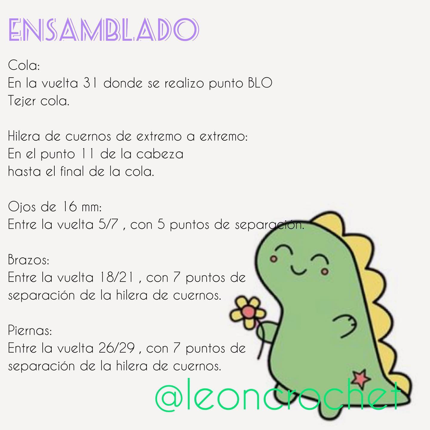 Amigurumi dinosaurio adorable para principiantes, patrón gratuito disponible.