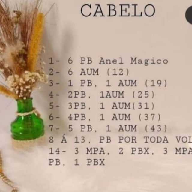 Anjo de Crochê com Coração Verde
