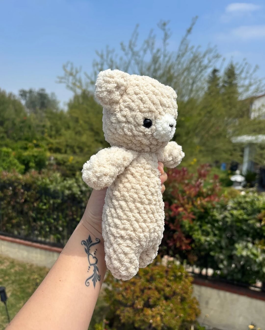 Crochet Teddy Bear Pattern for Beginners - Free and Easy
