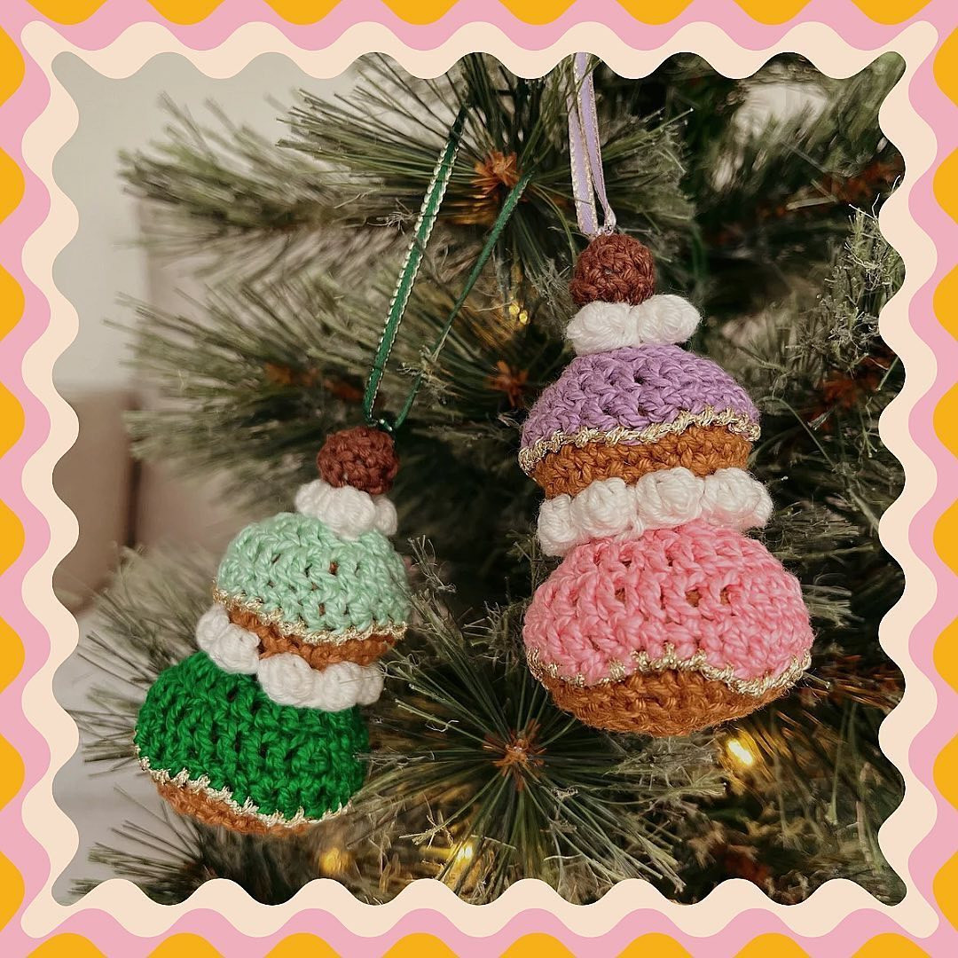 Free Crochet Pattern: Miniature Christmas Tree Ornaments