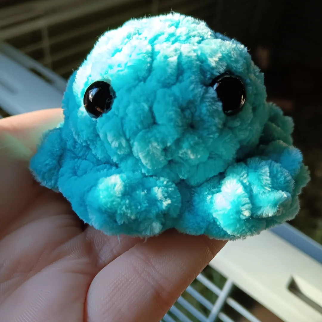 Free Mini Octopus Crochet Pattern for Beginners