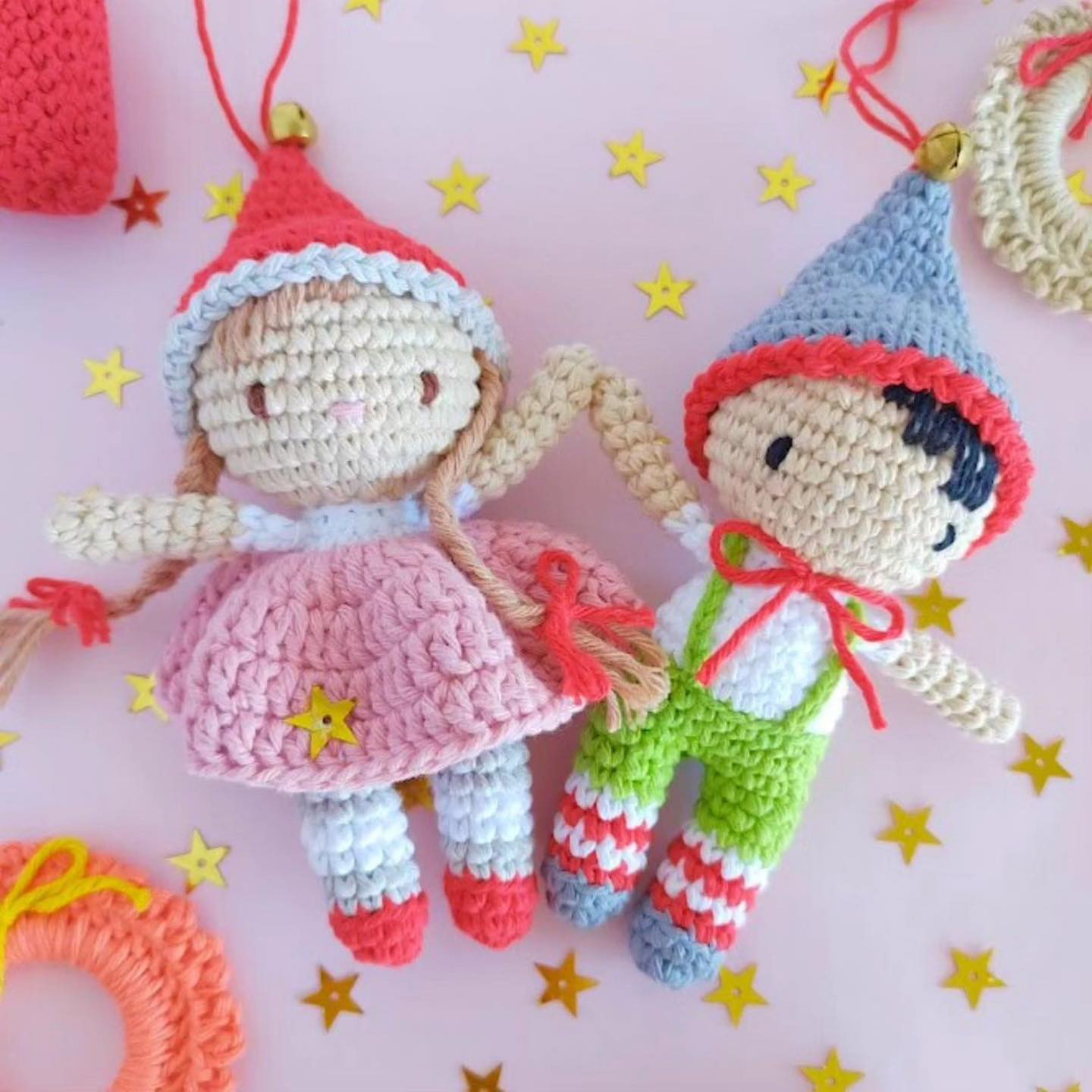 Patrón gratuito de amigurumi duendecito para decorar tu hogar