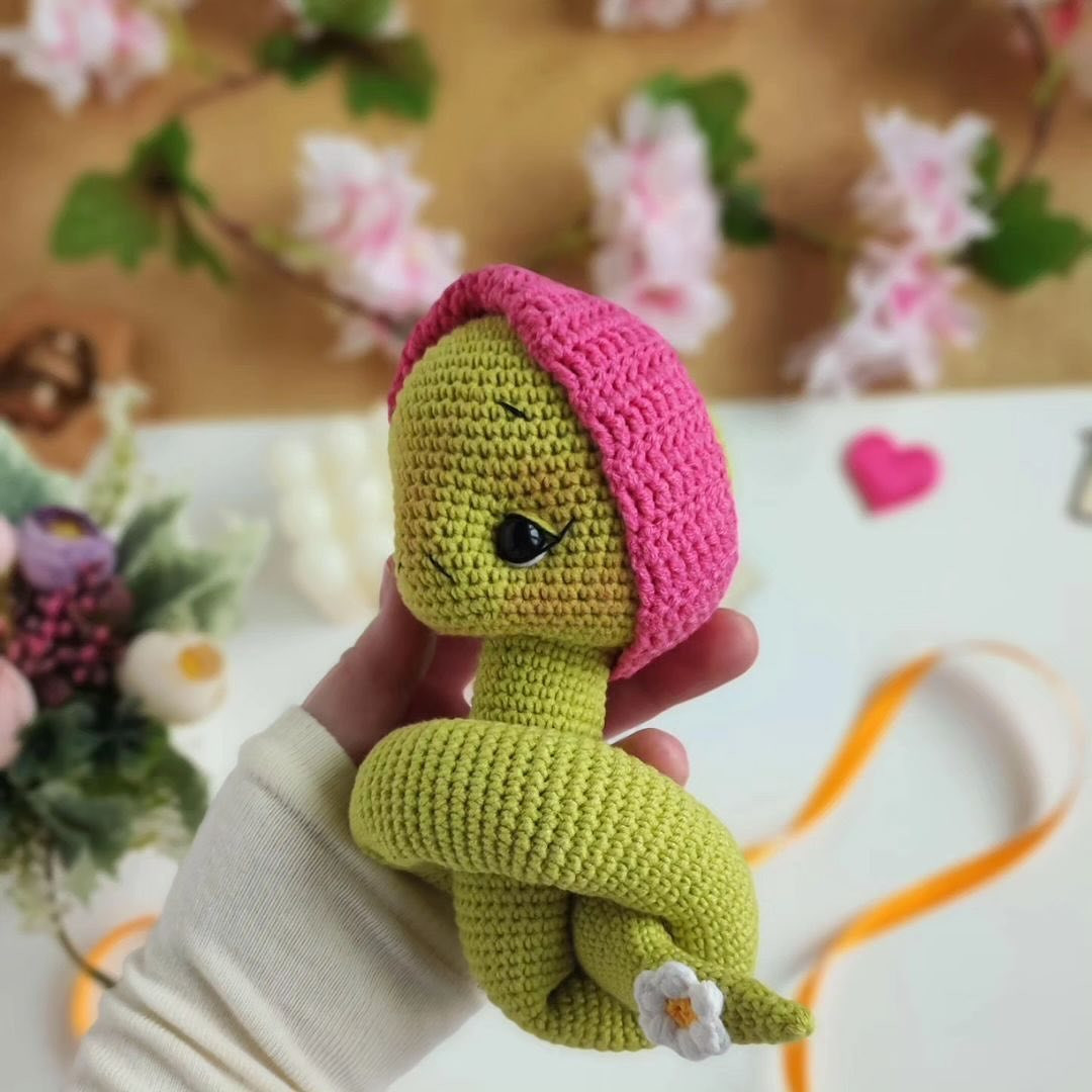 Змеюшка Тори: бесплатное описание игрушки от natika_toys