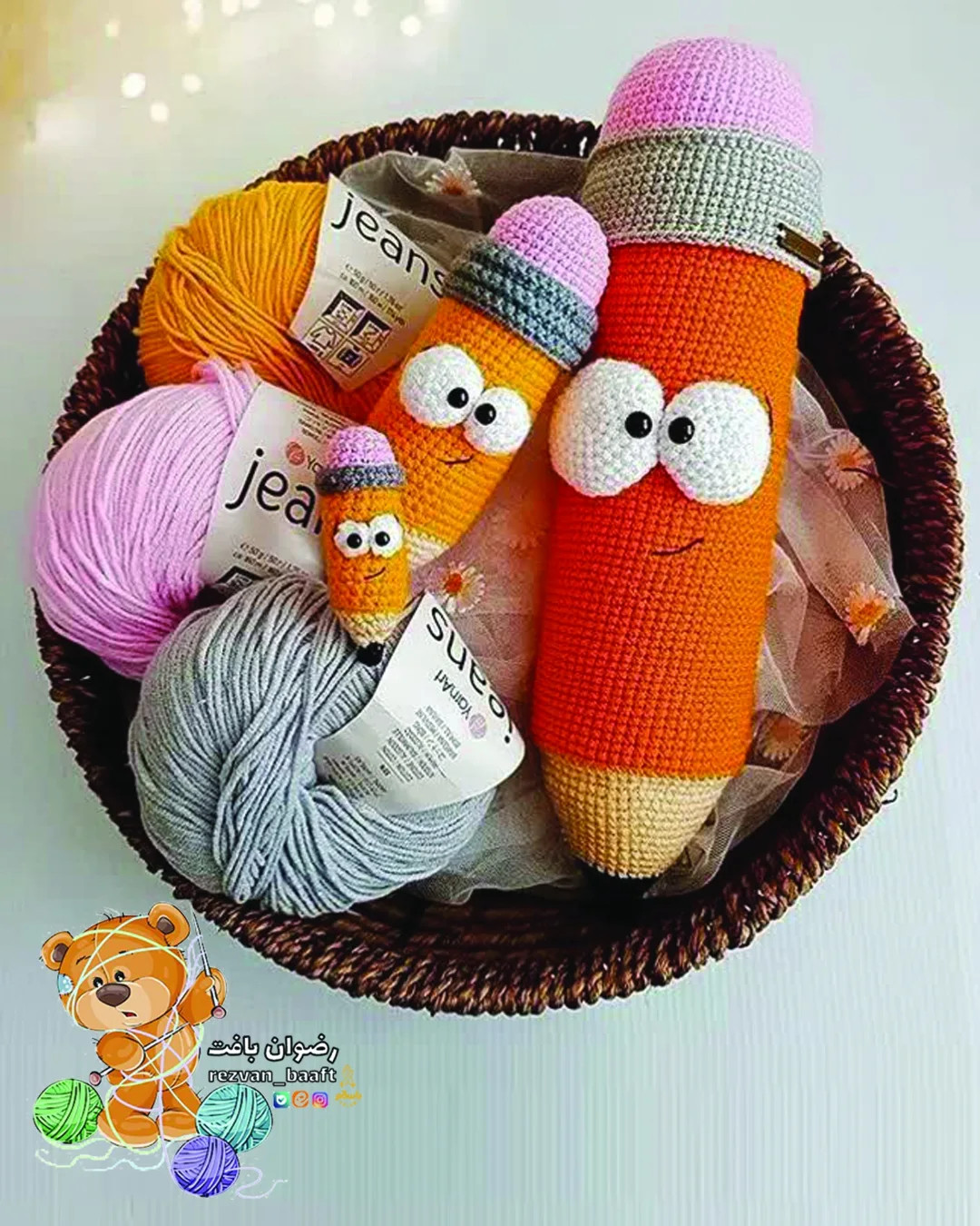 عروسک‌های قلاب‌بافی مداد دوست‌داشتنی و رنگارنگ