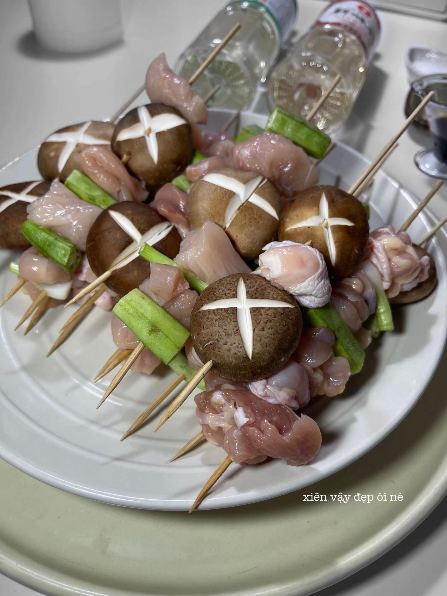 [ Ăn cơm hay uống beer đều okelahh 🍻]
 焼き鳥 - Yakitori