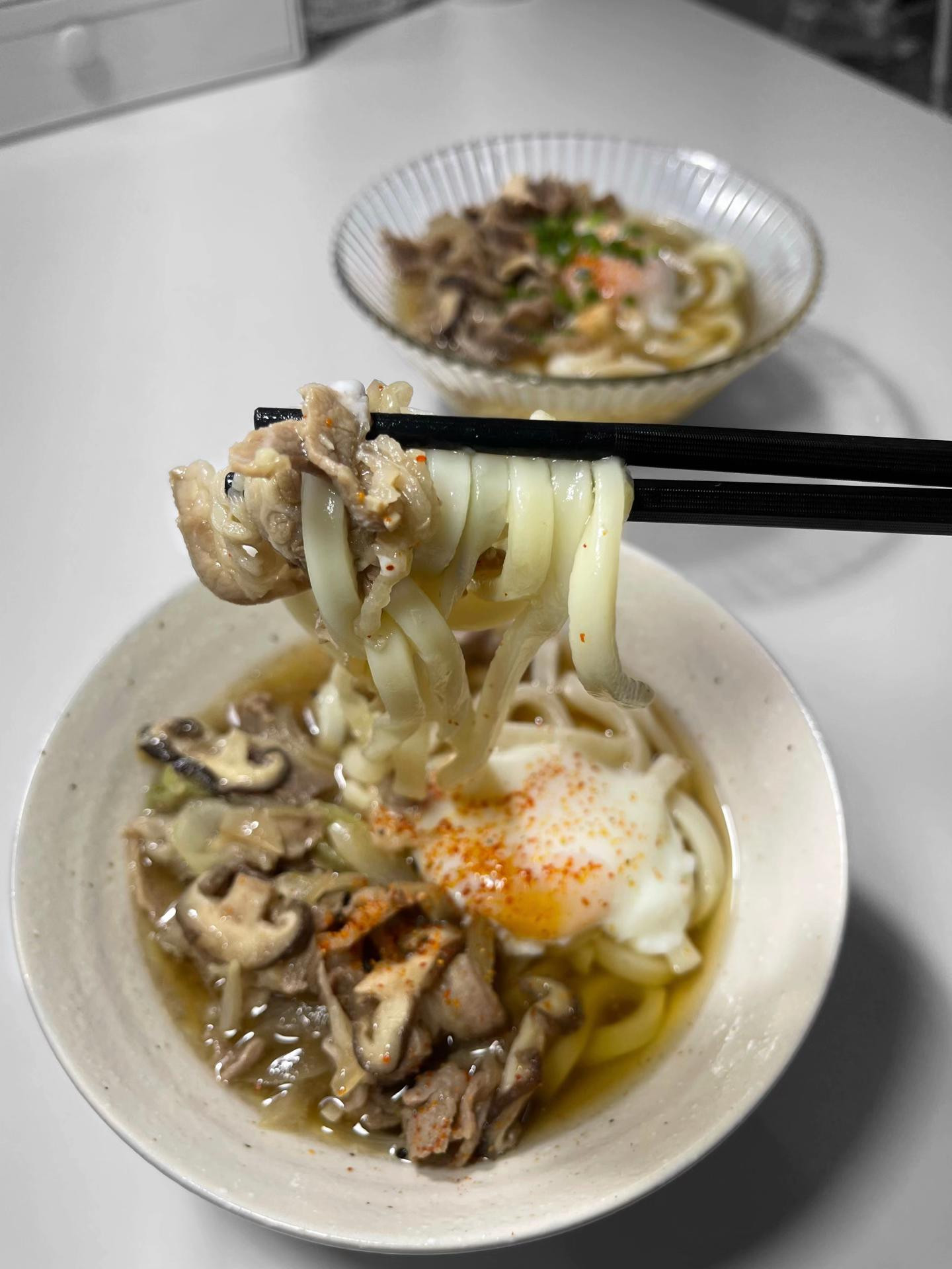Ăn udon hong nè 🍜
肉うどん - Niku Udon