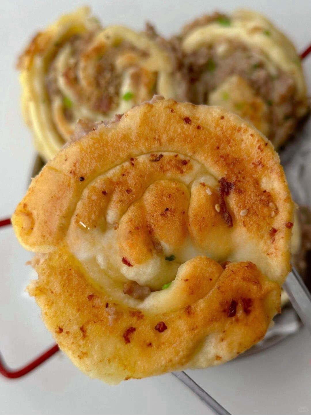 BÁNH TAI VOI PHIÊN BẢN NHÂN THỊT SIÊU HẤP DẪN 🥪