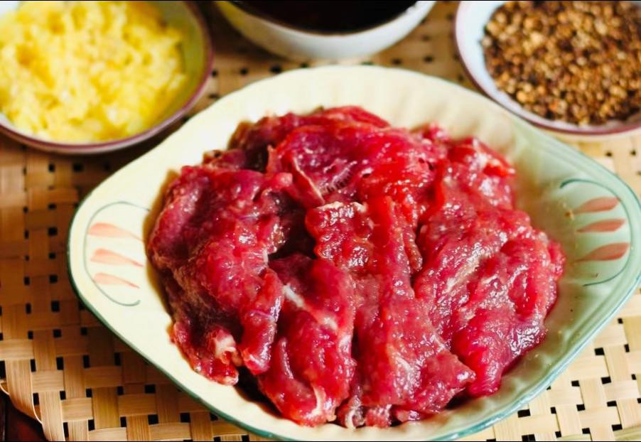 🥩 Bò sốt tiêu đen – Mềm thơm, đậm vị nhà hàng