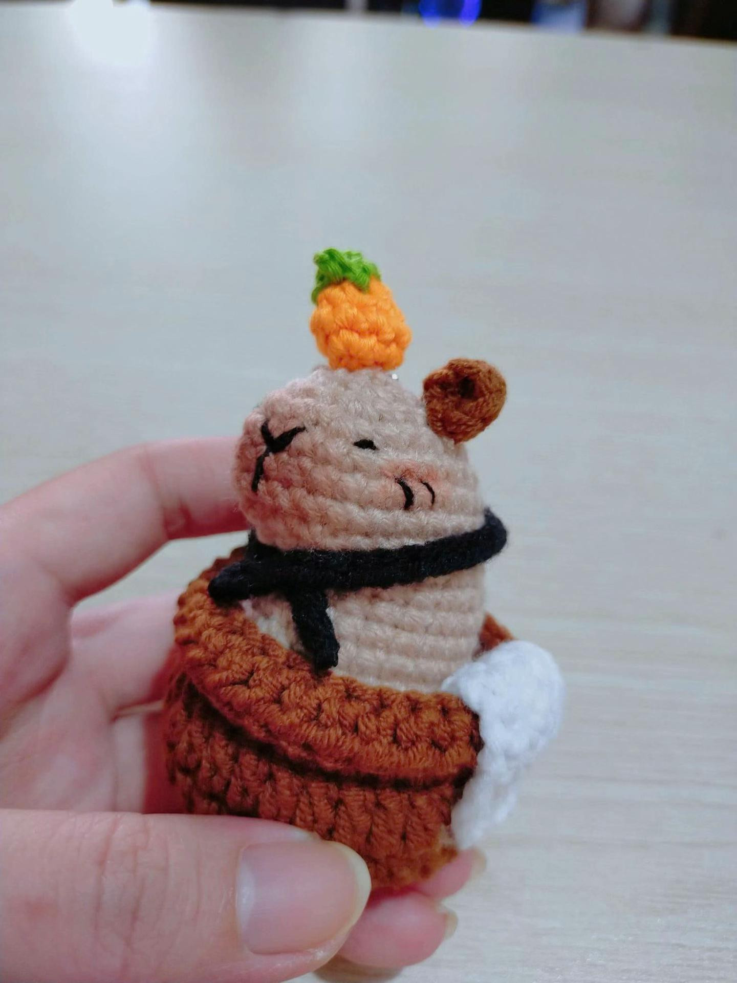 chart capybara tắm bồn cute