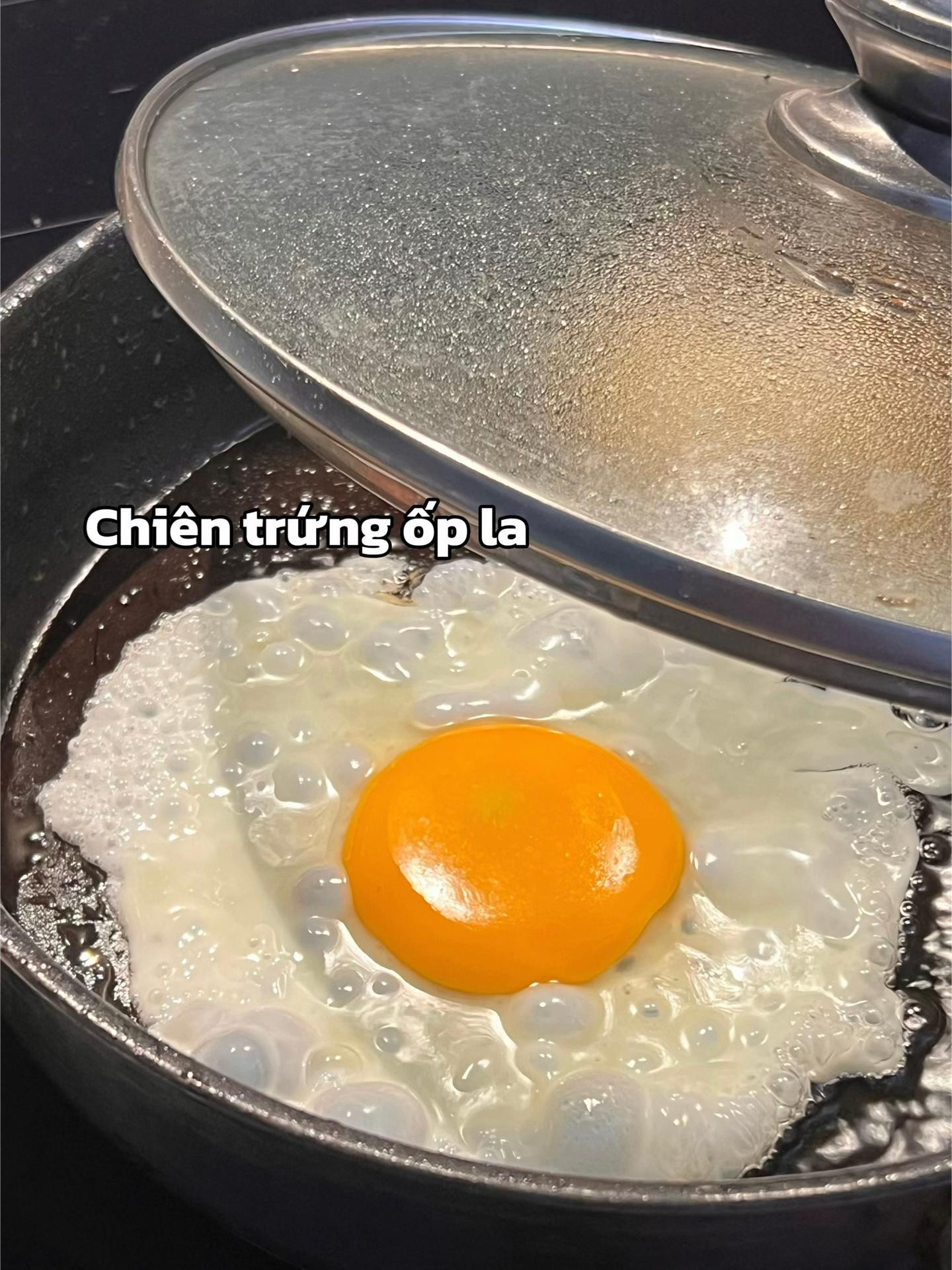 | CƠM TRỘN (BIBIMBAP) HÀN QUỐC |