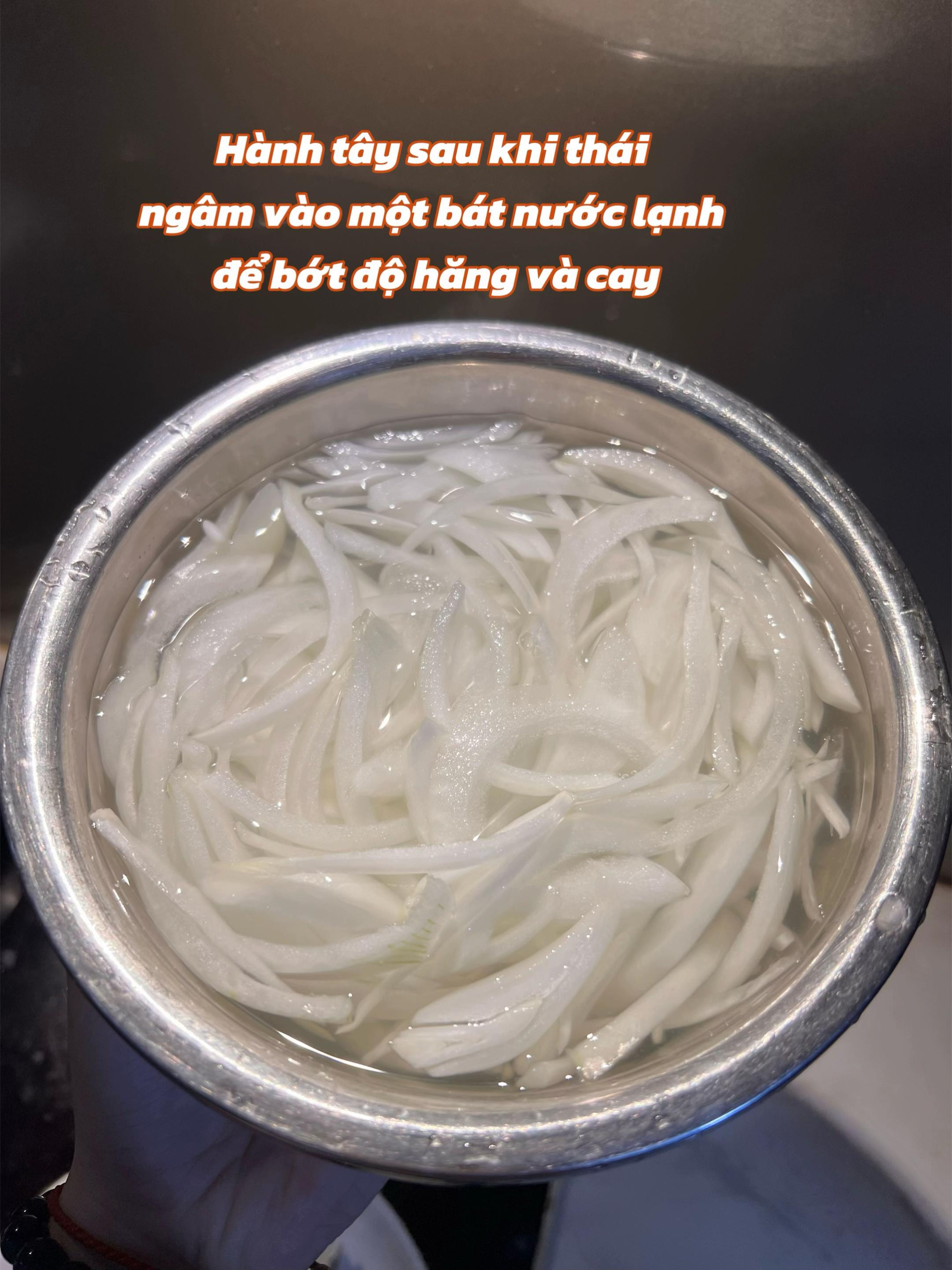 Công thức làm gỏi gà cực đơn giản