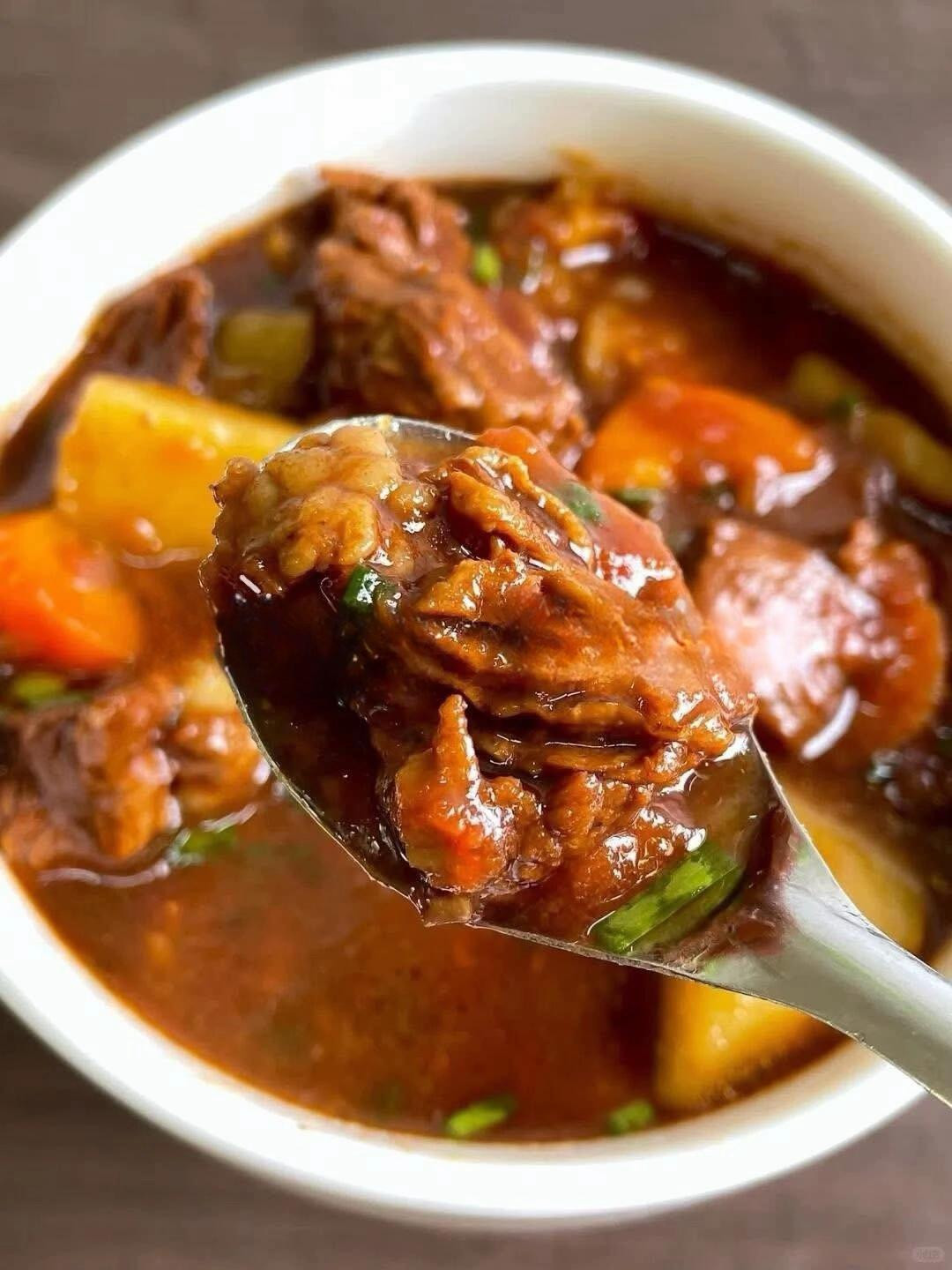 Công thức THỊT BÒ HẦM KHOAI TÂY 🥔