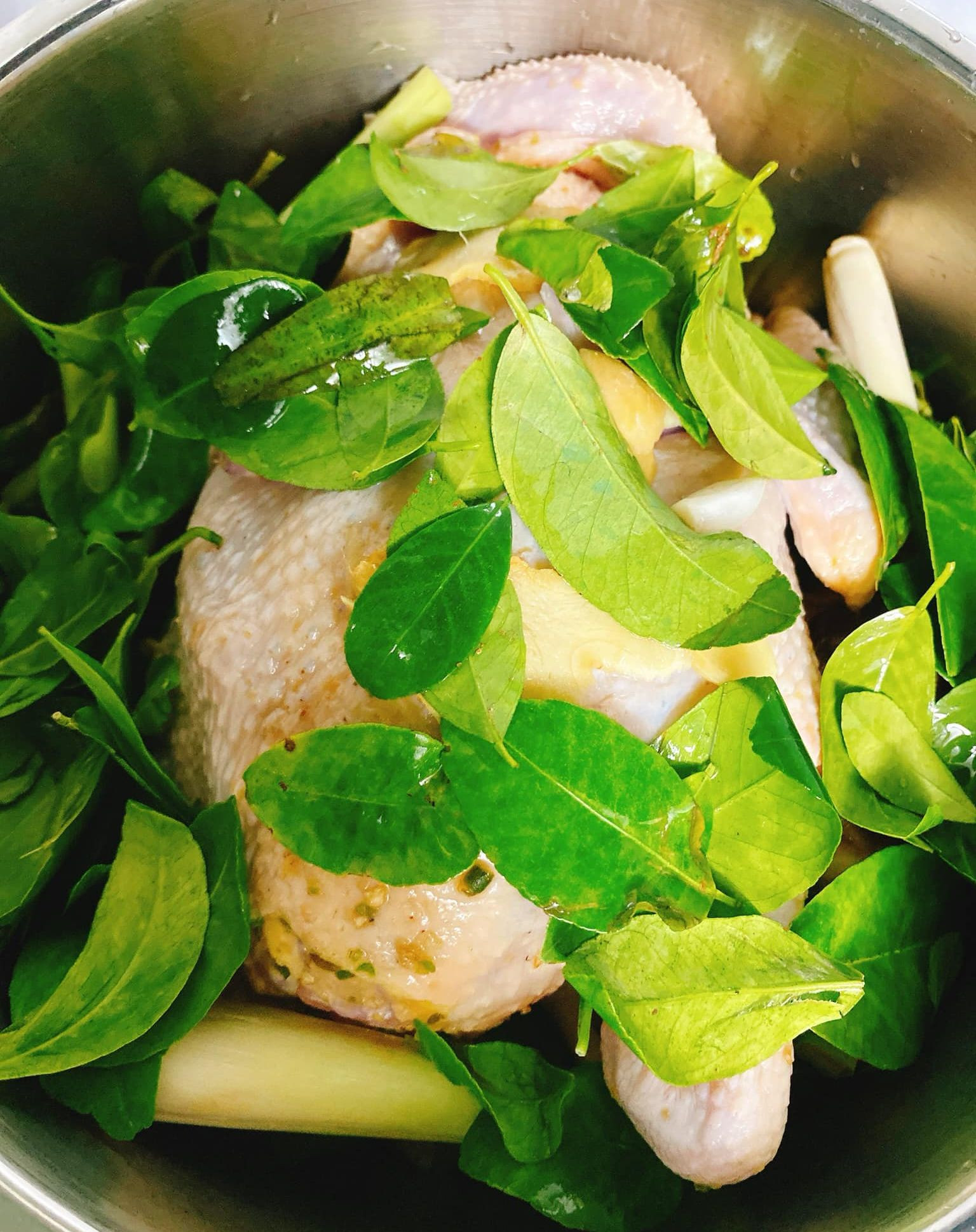 Gà Muối Hoa Tiêu Thơm Lừng Đậm Đà Hương Vị Quê Nhà