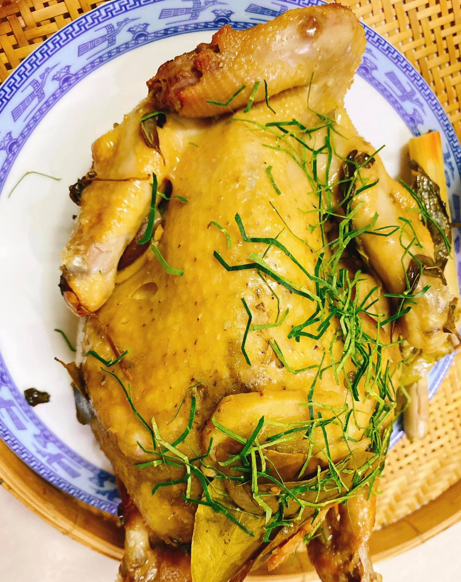 Gà Muối Hoa Tiêu Thơm Lừng Đậm Đà Hương Vị Quê Nhà