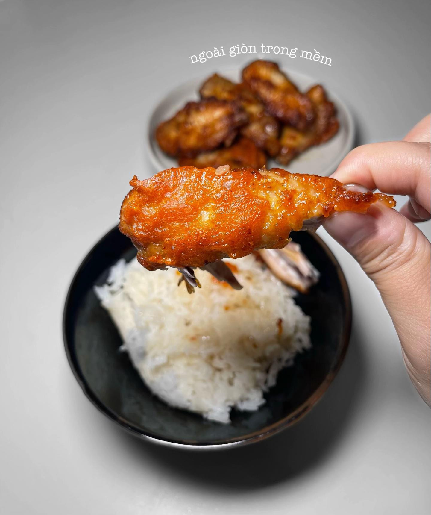 Gà sốt cay ( cay vừa )
ピリ辛チキン - Piri-kara chicken 🐤