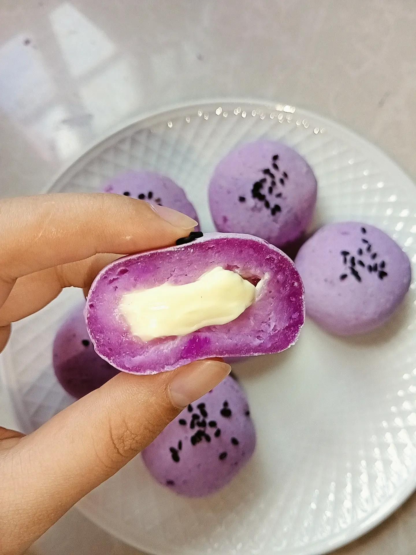 Khoai tím nhân phô mai.