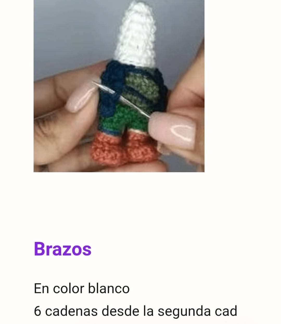 Muñeco de ganchillo del Sombrerero Loco en colores vibrantes