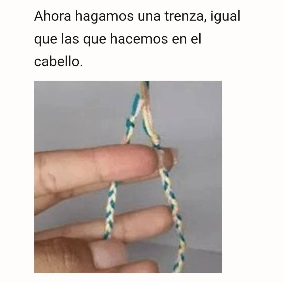 Muñeco de ganchillo del Sombrerero Loco en colores vibrantes
