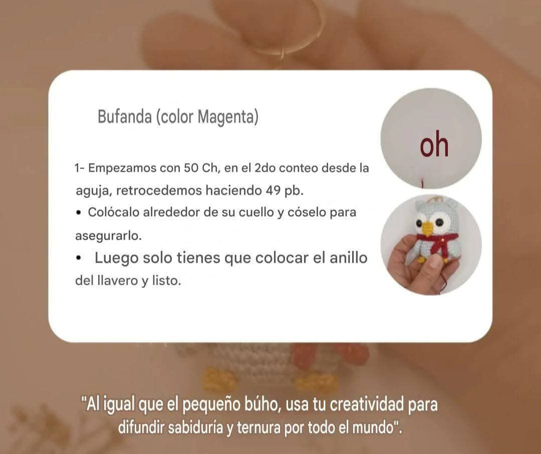 Patrón de búho de amigurumi con bufanda roja