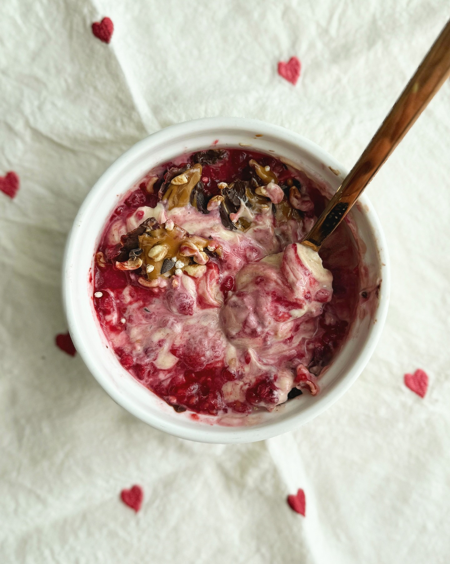 Peanut Butter Chocolate Raspberry Skyr Delight