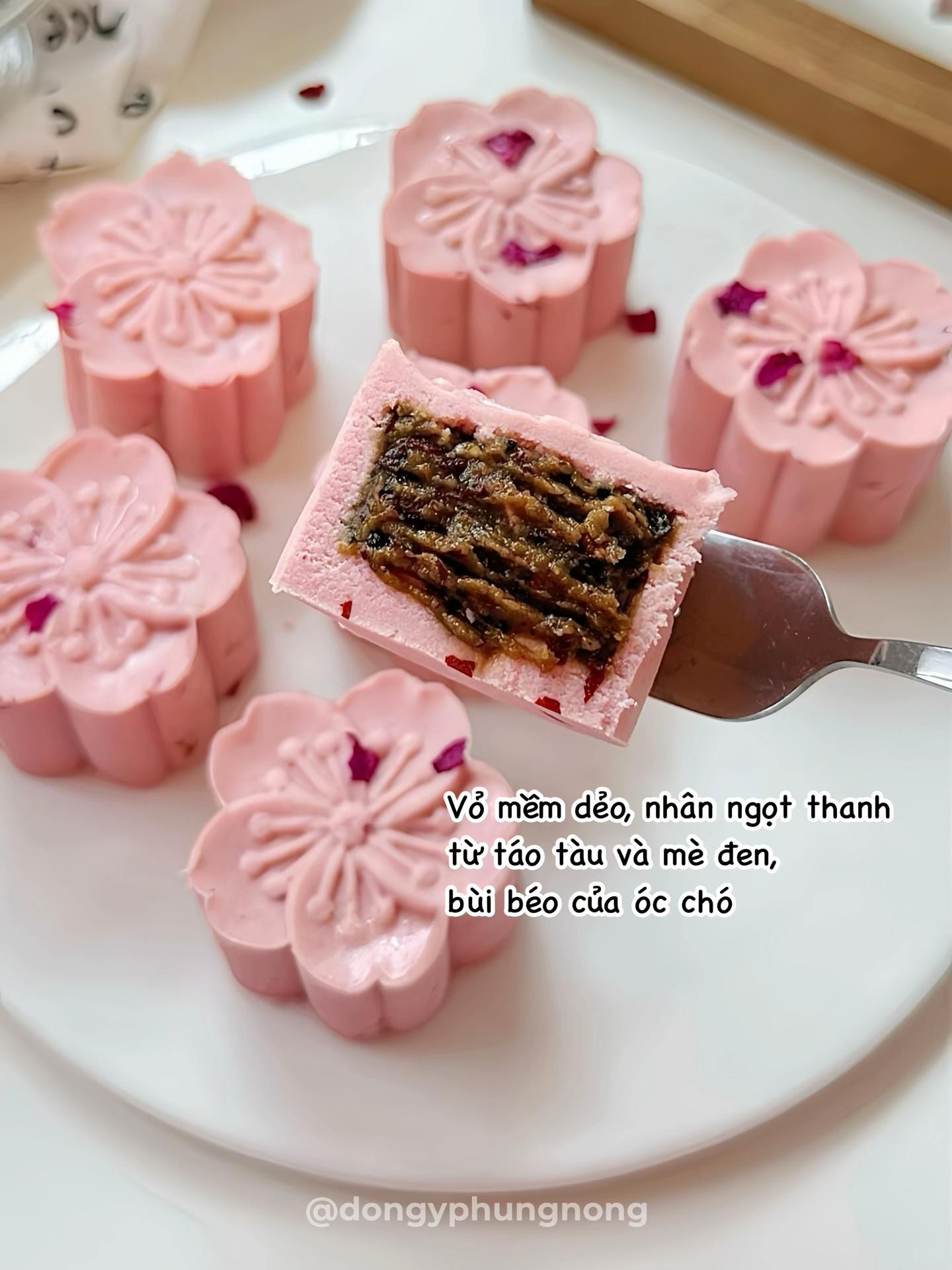 Tết Trung Thu đang đến gần! Tự tay làm một chiếc bánh trung thu cho mình nhé~ 🥮
