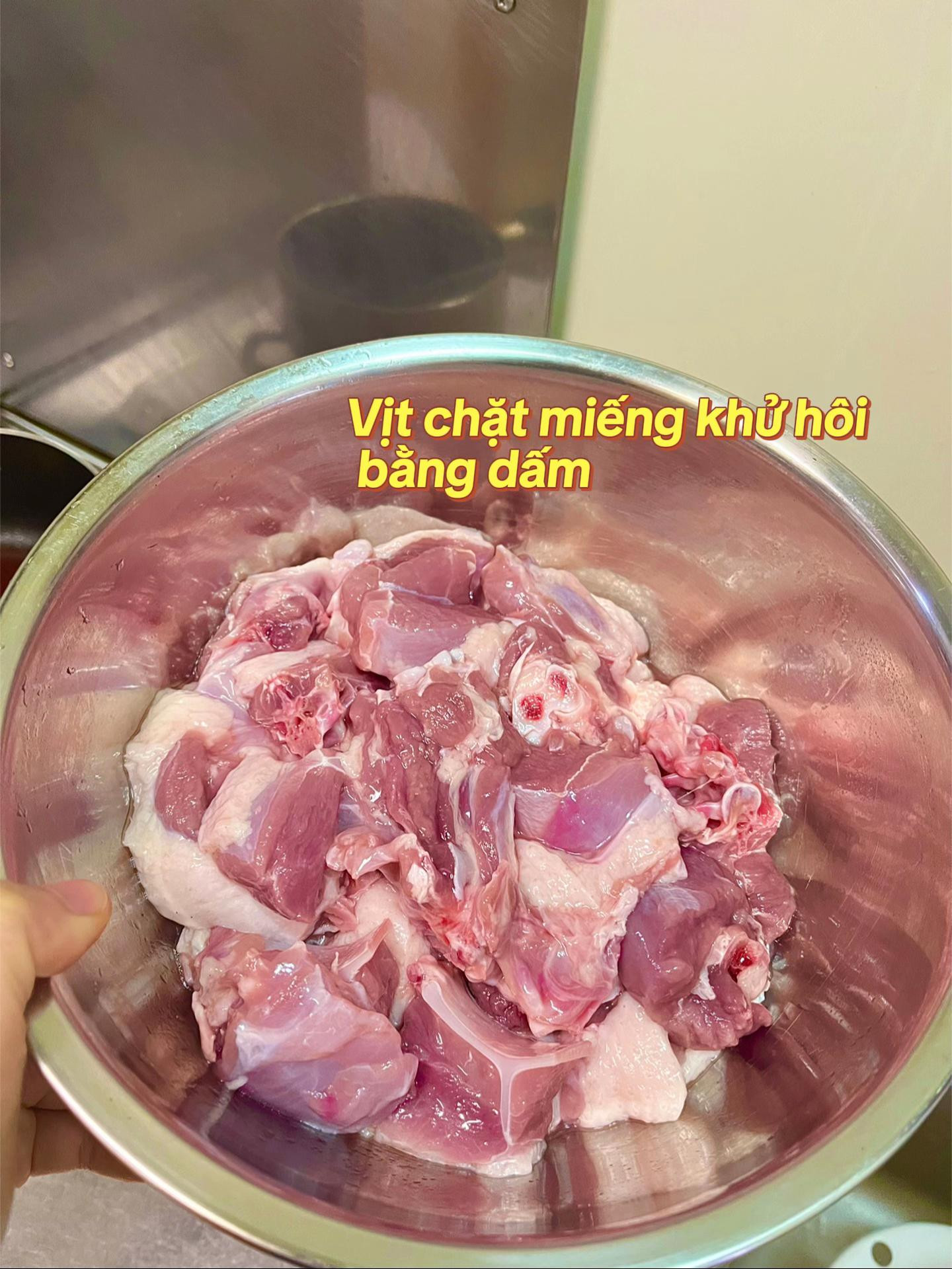 Vịt 7 món vịt cháy tỏi