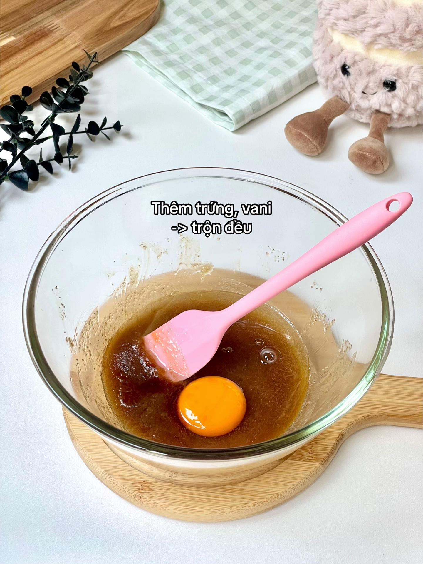 Bánh quy cờ đỏ sao vàng nhân socola chảy