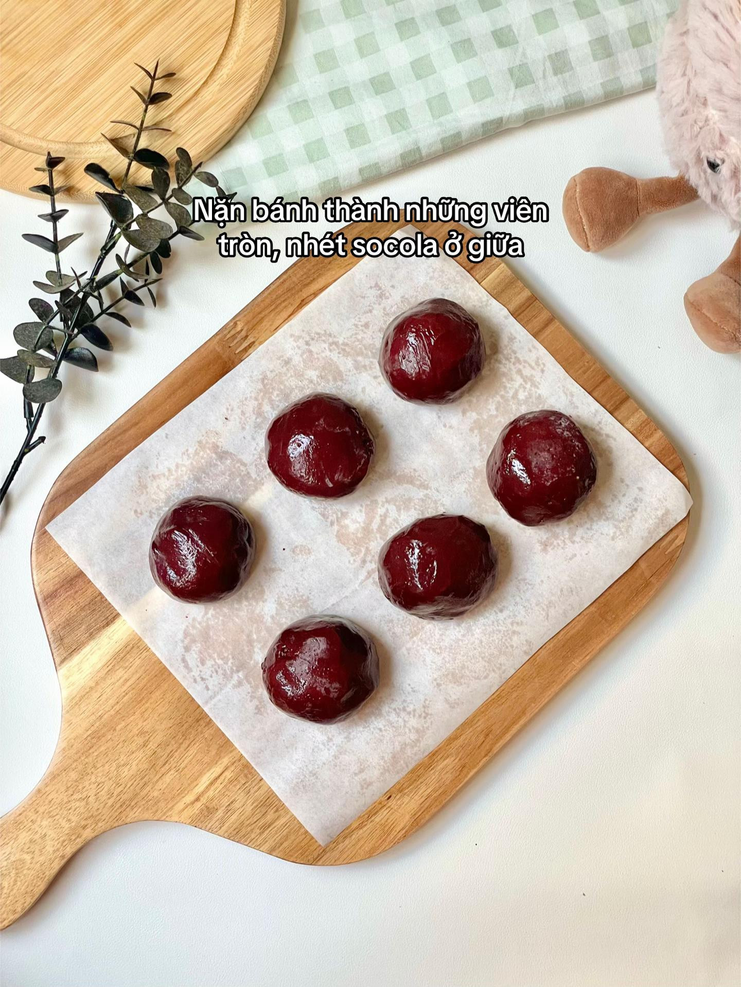 Bánh quy cờ đỏ sao vàng nhân socola chảy