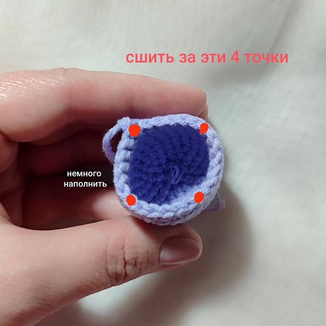 Брелок тюльпан - бесплатное описание вязания крючком