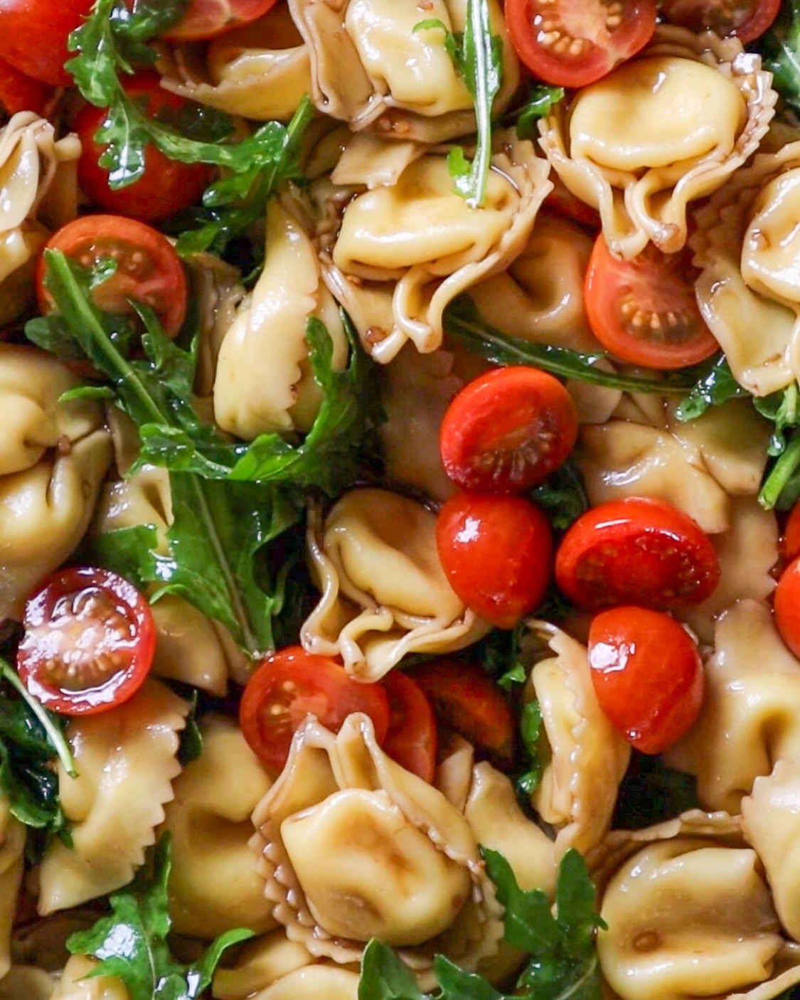 Burrata Bliss: Caprese Tortellini with Balsamic Honey Delight