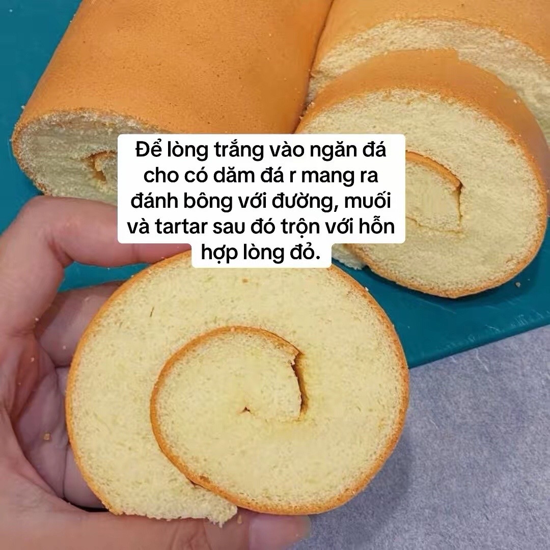 Cách làm bông lan cuộn