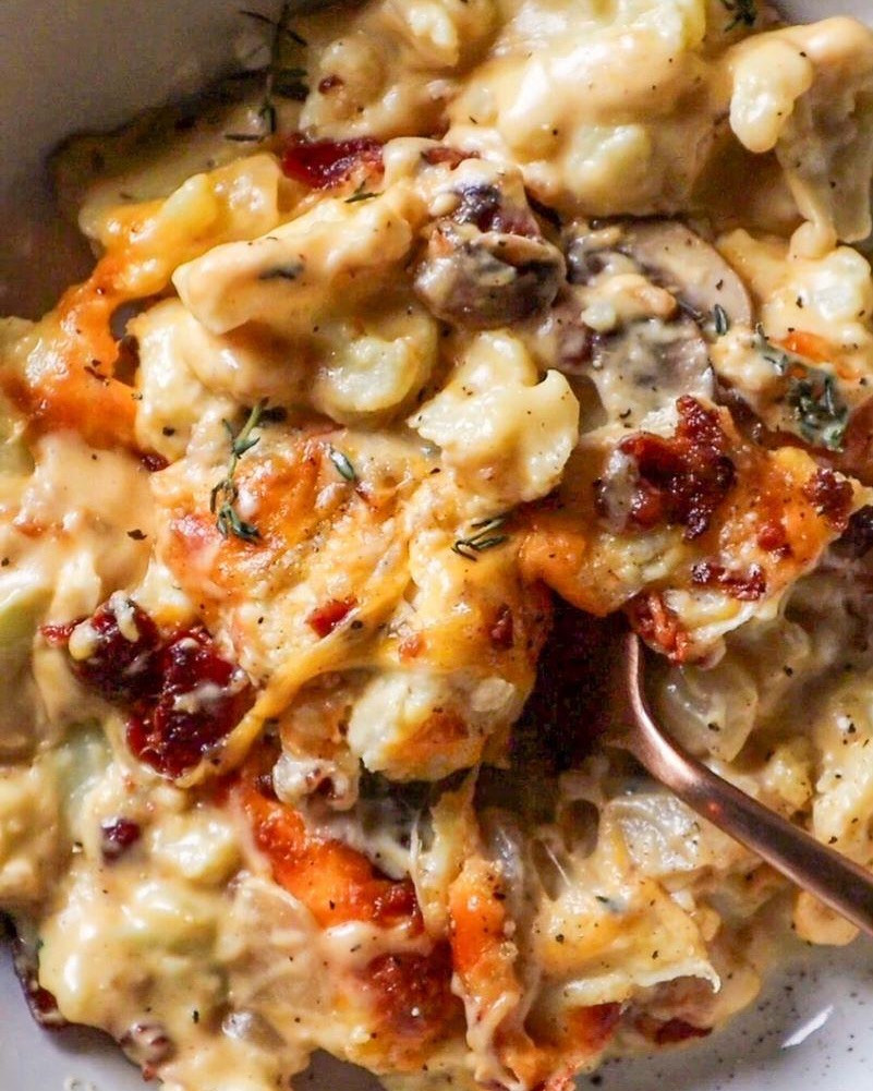 Cheesy Cauliflower Delight with Bacon & Mushrooms