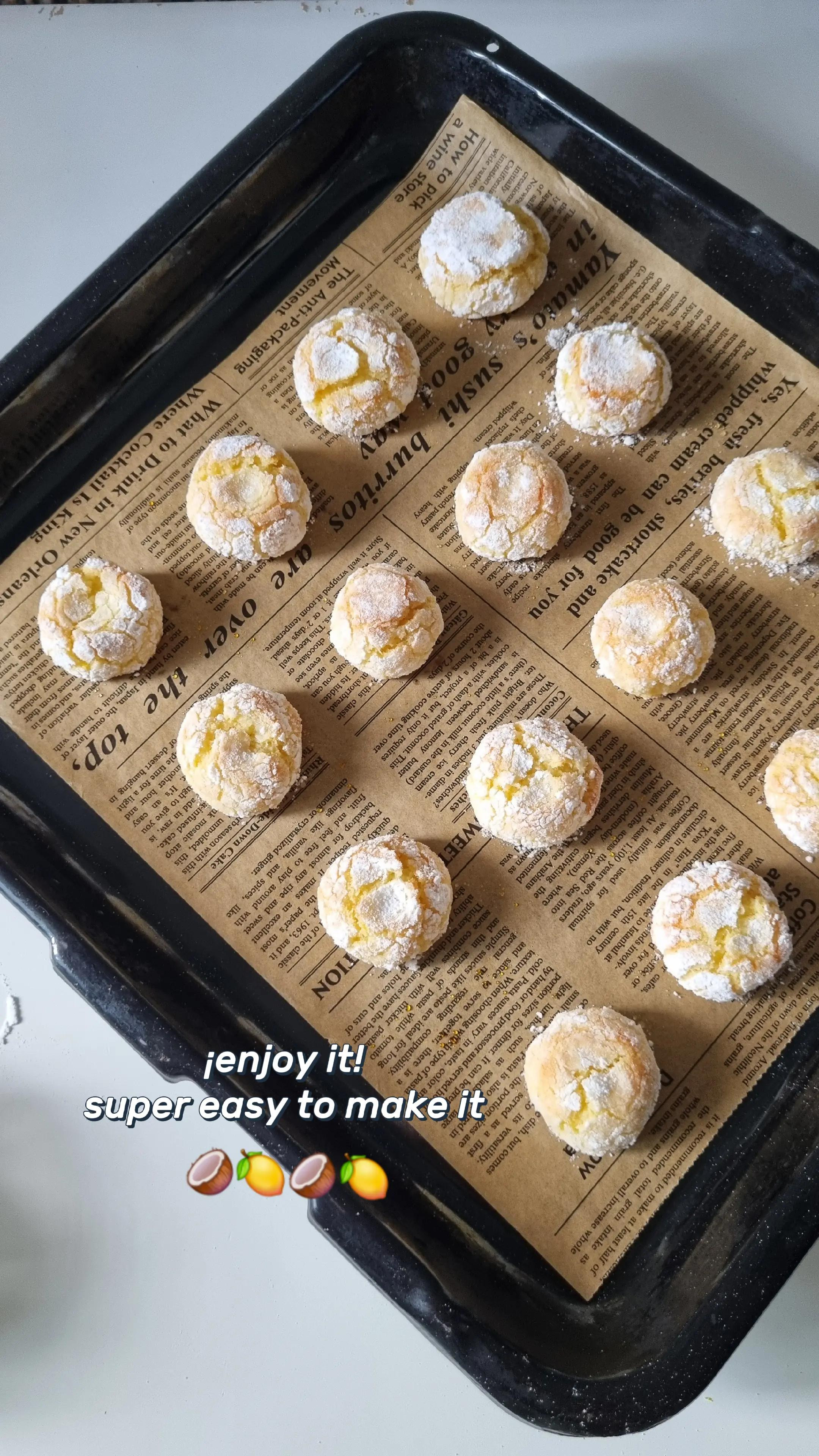 COCONUT AND LEMON COOKIES