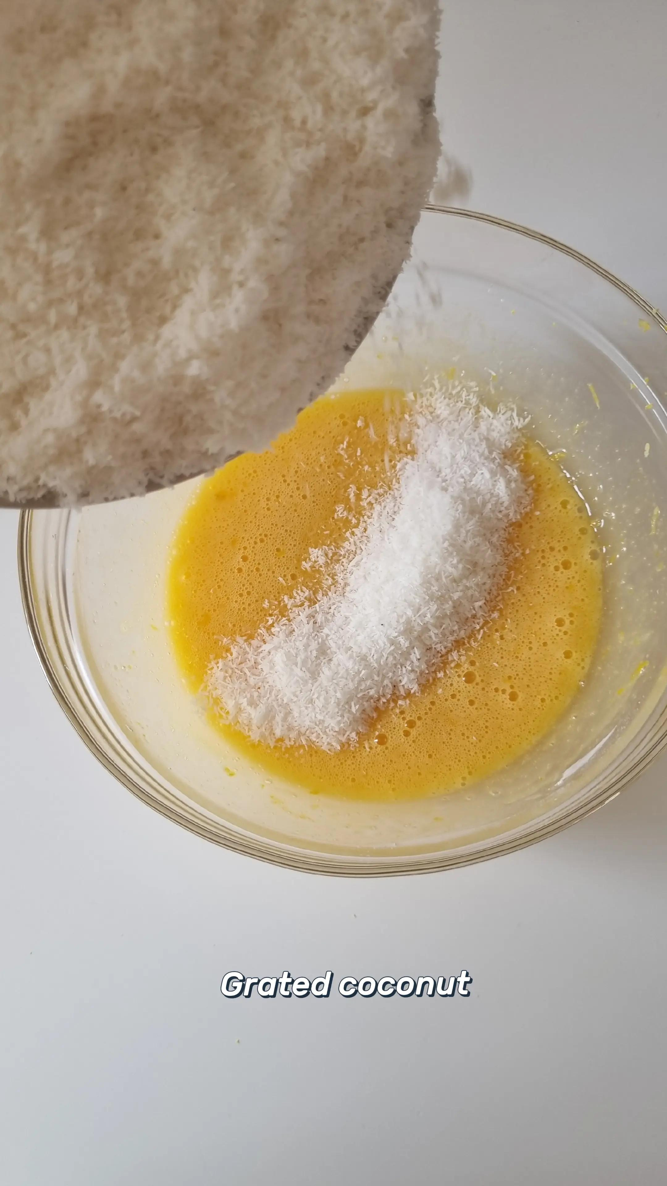 COCONUT AND LEMON COOKIES