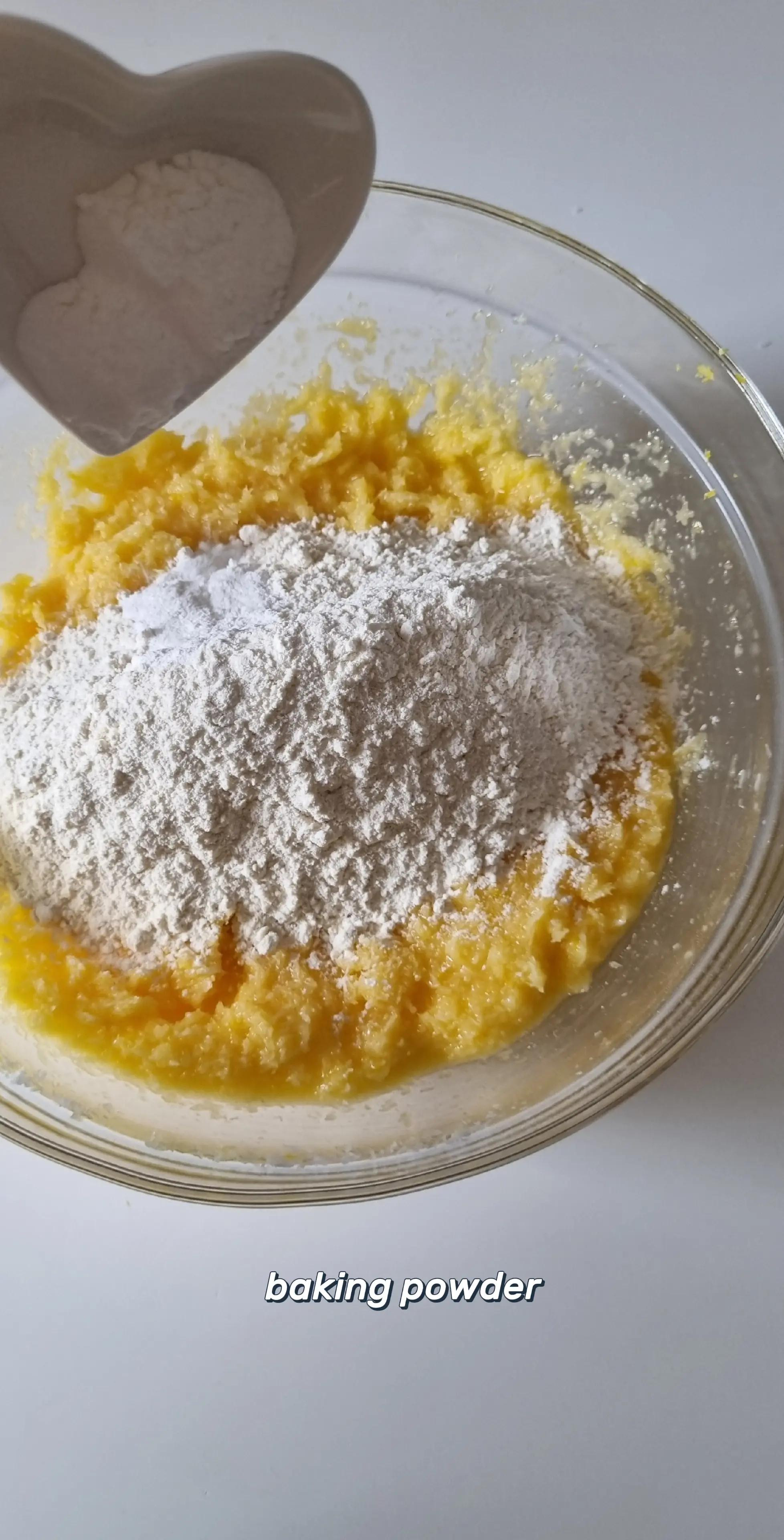 COCONUT AND LEMON COOKIES